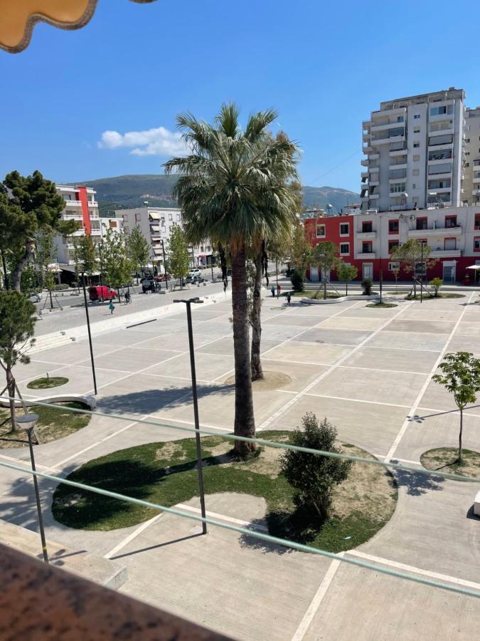 Sunkissed Centre Apartment Vlorë Eksteriør bilde